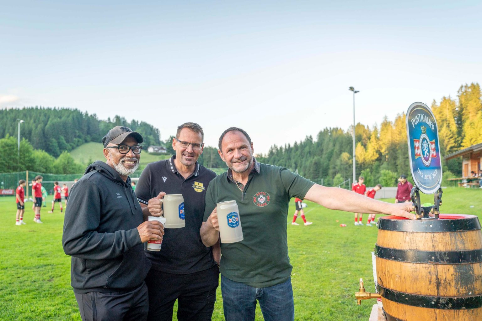 3HintiCup-Bieranstich_0070